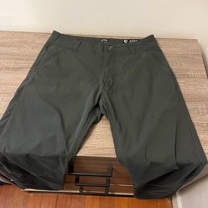 Mens Kuhl SLAX pants, dark grey, 32 x 30